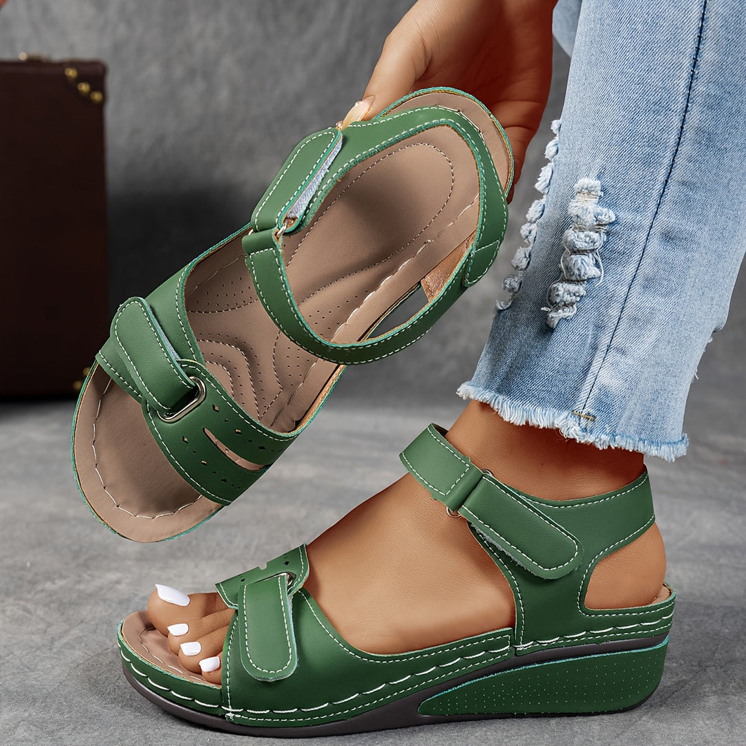 Laura Elegant Sandals