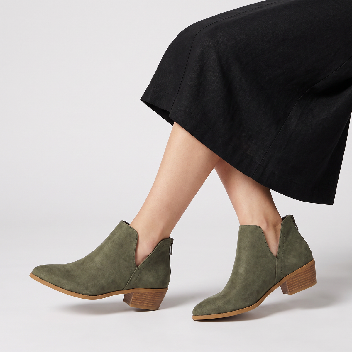 Low-Cut V-Front Ankle Boots