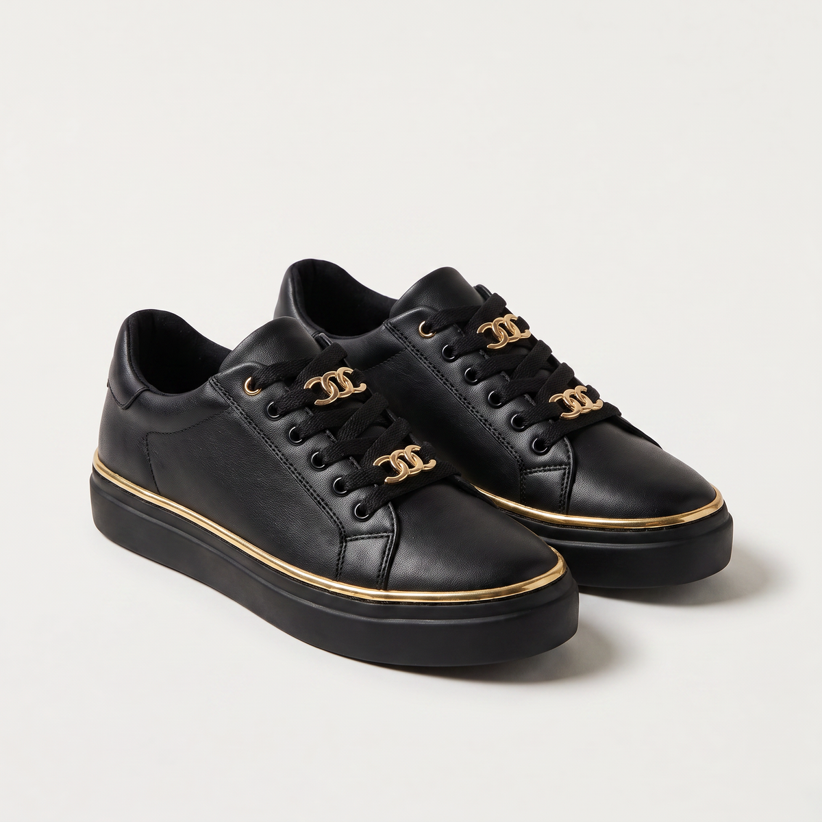 Orthopedic Lace-Up Trainers with Chain Detail