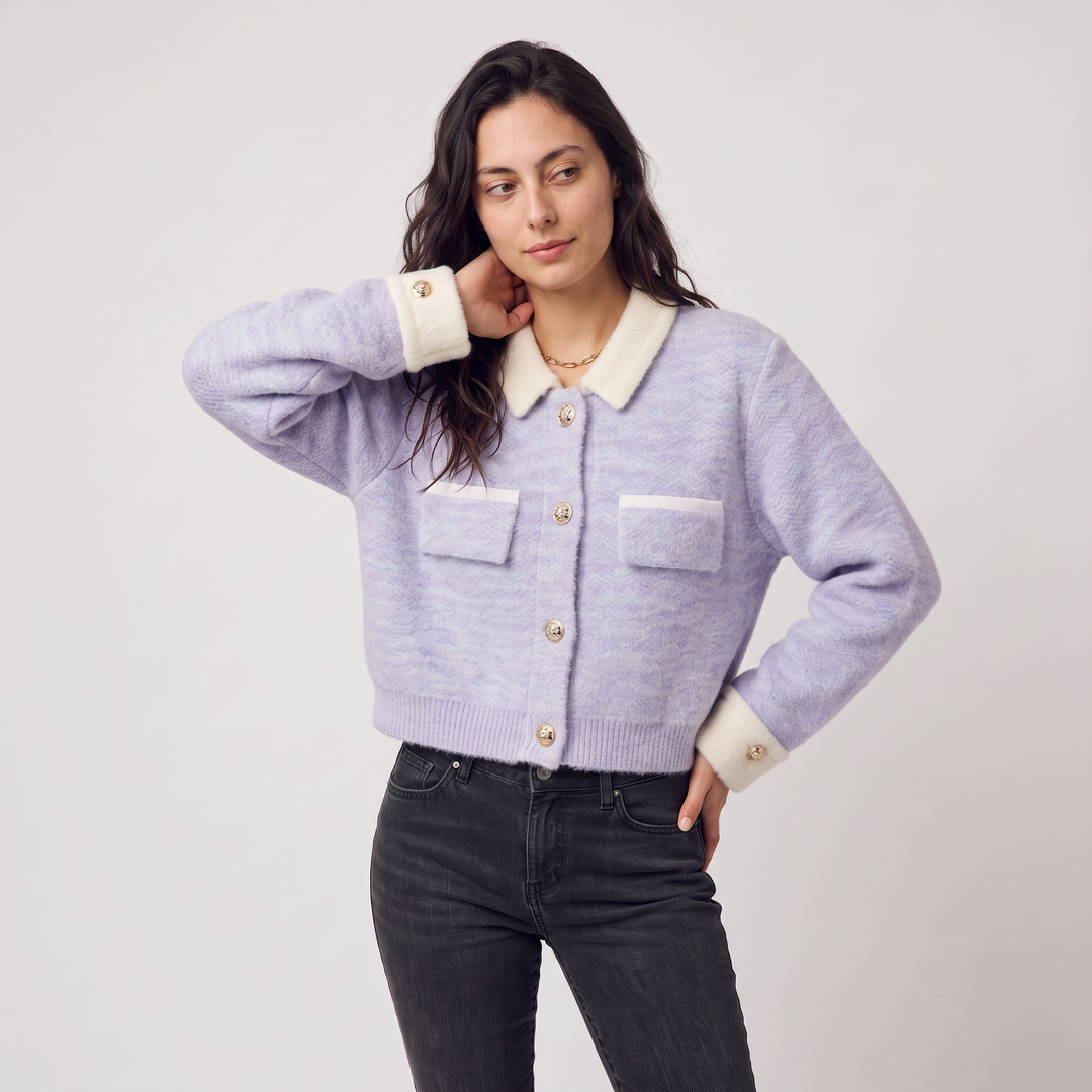 Cropped Knitted Cardigan with Contrast Collar