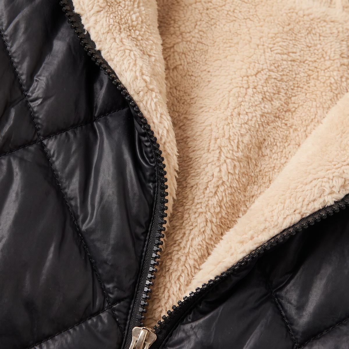 Quilted Hooded Mid-Length Jacket