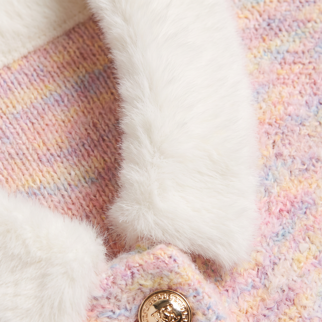 Cropped Knitted Cardigan with Contrast Collar