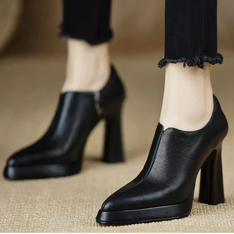 Carina Stylish Pumps